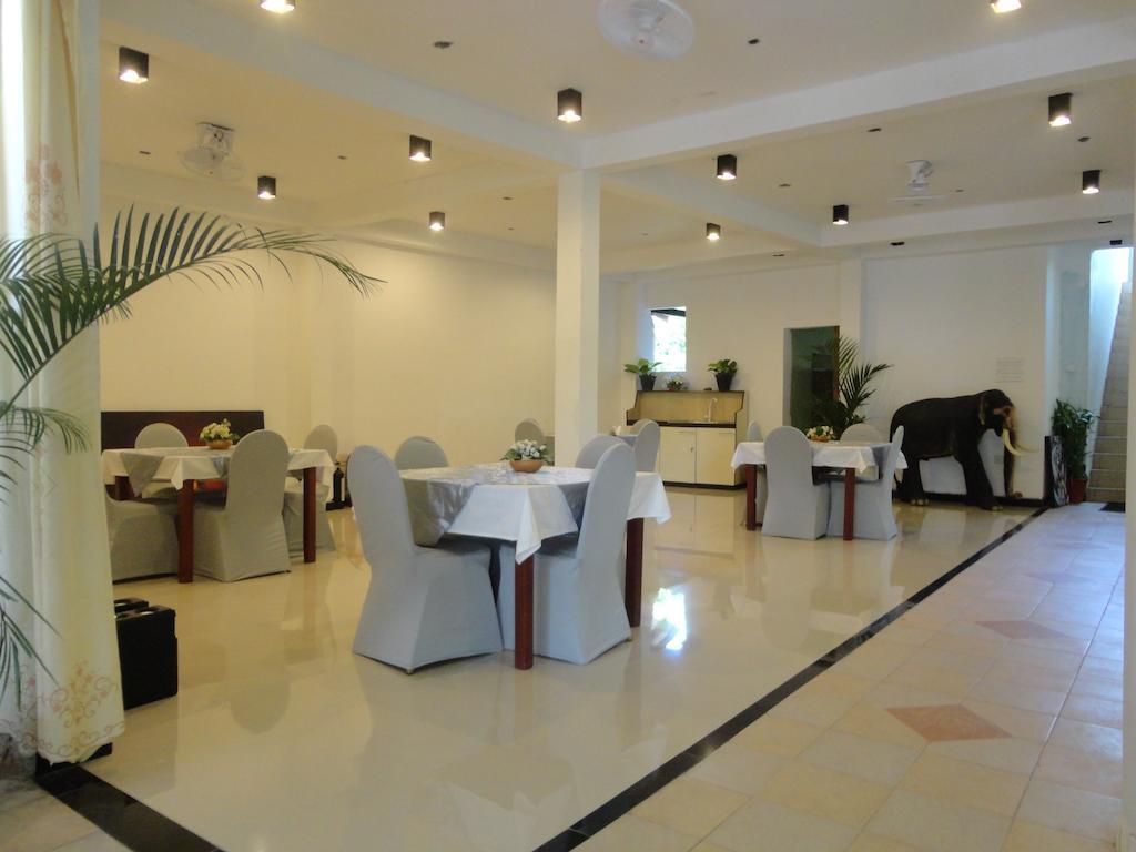 Green Land Guest House Pinnawala  Zewnętrze zdjęcie
